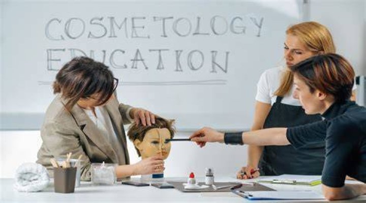 cosmetology colleges