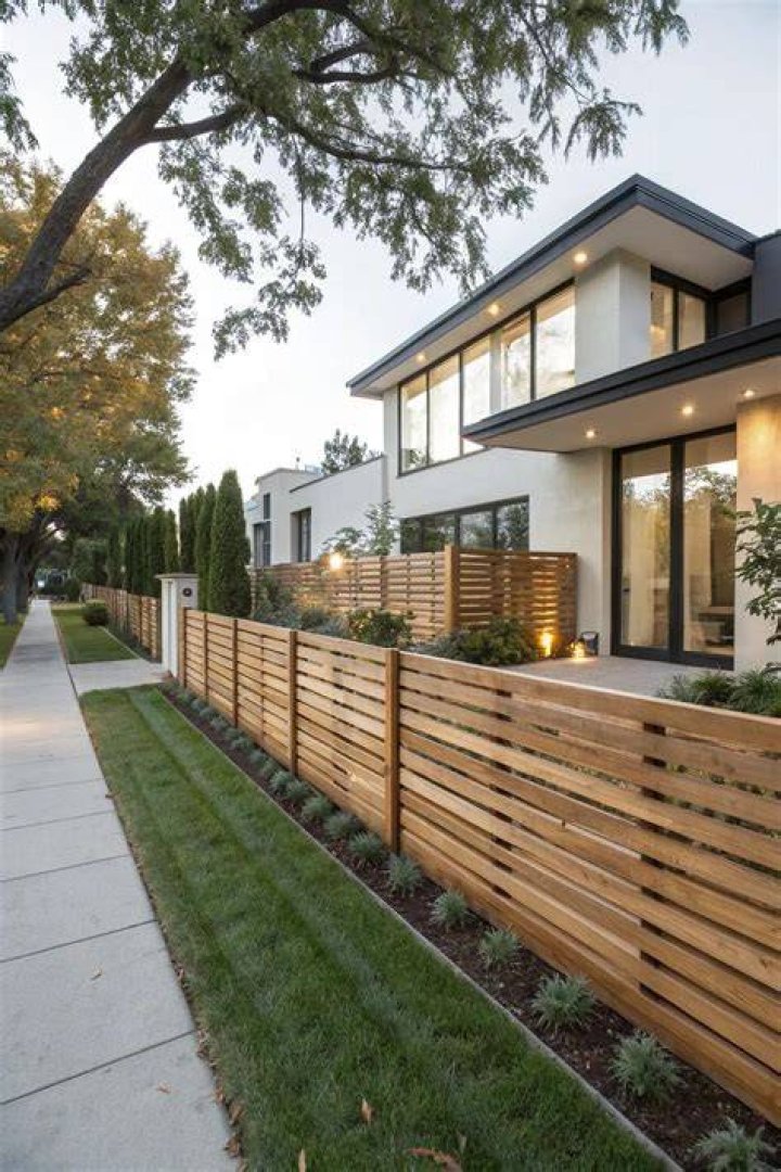 front yard fence ideas