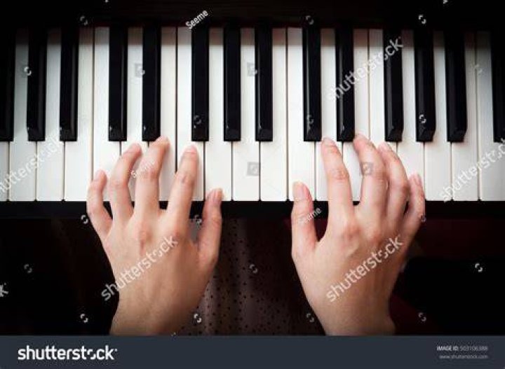 piano hands